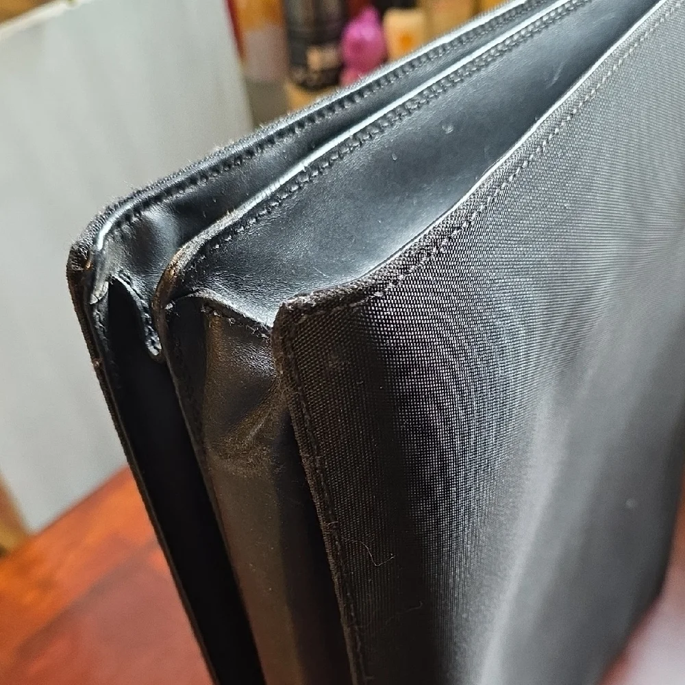 Gucci Black Leather Briefcase with Silver Lock